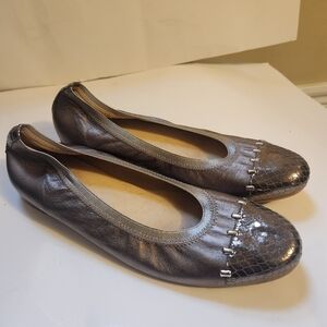 Stuart Weitzman flats size 9.5 in EUC